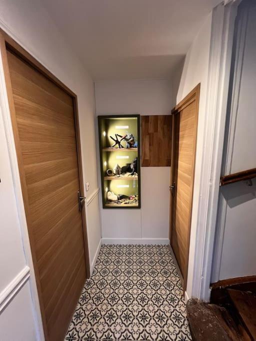 Appartement Richard Merrill 2 Personnes En Plein Centre Sainte-Mere-Eglise Exterior photo